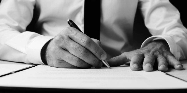 Contratos de Trabajo / Situaciones Irregulares en Girona · Defensa Legal